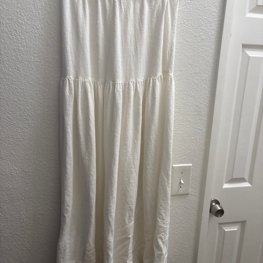 Brandy Melville Cream Maxi Skirt